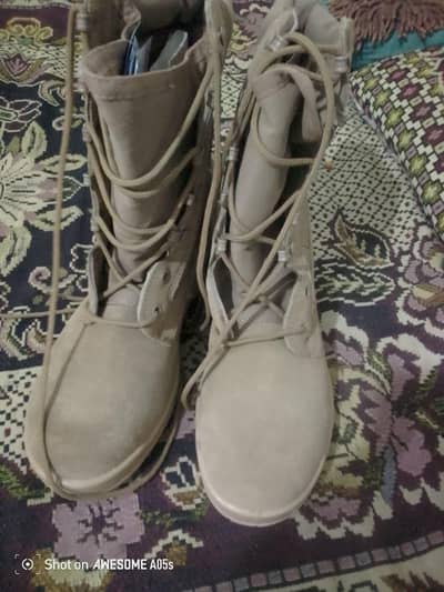 golden long shoes brand new