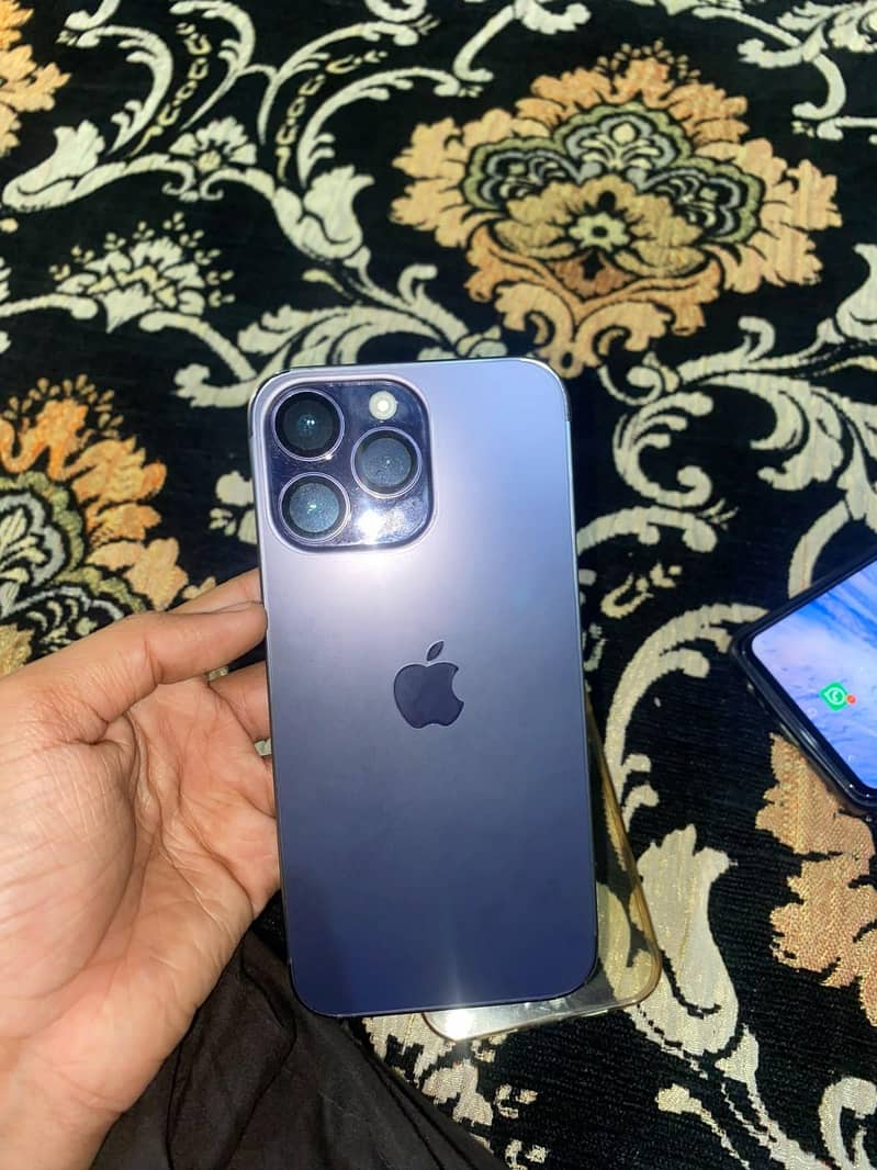 Apple iPhone 14 Pro Max 3
