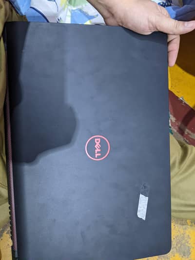 Dell Inspiron 5577