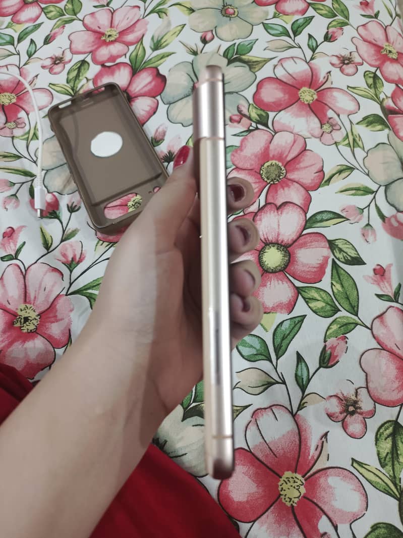 Google Pixel 8 2