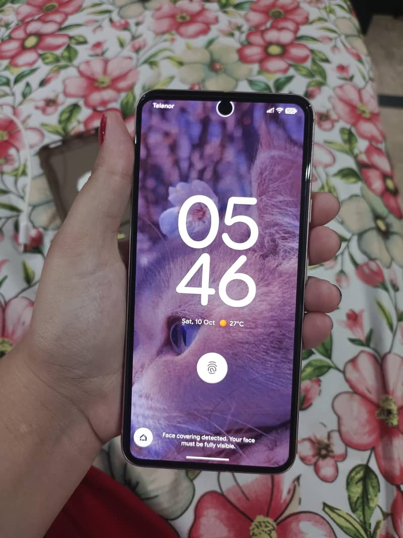 Google Pixel 8 4