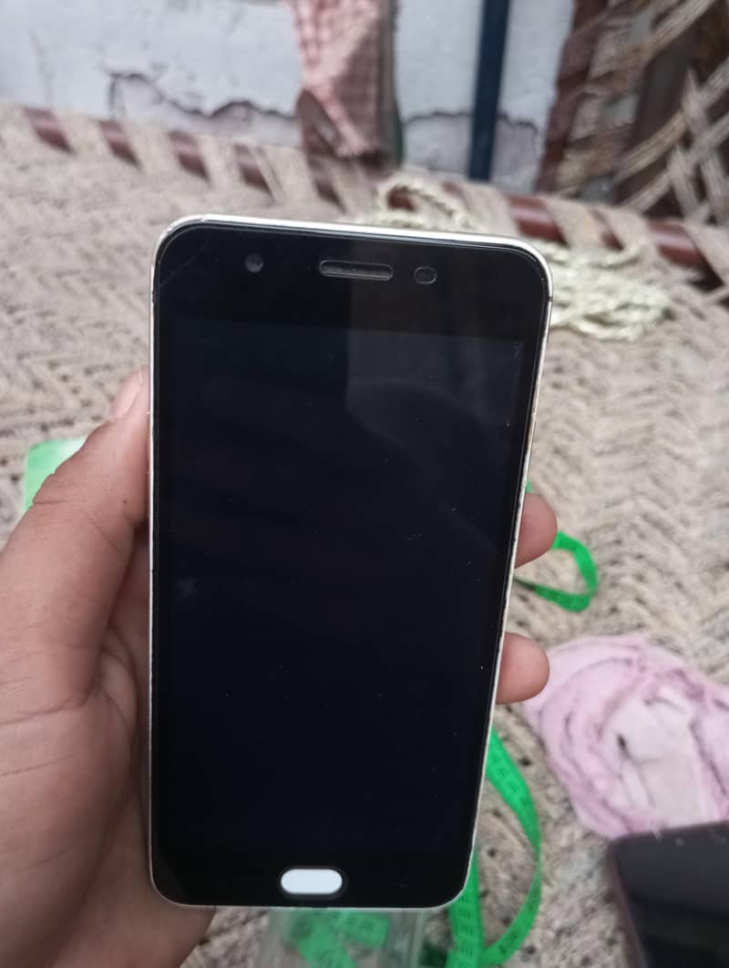 OPPO A57 6