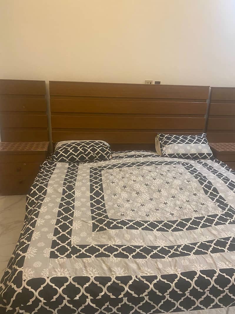 bed dressing and iron table 0