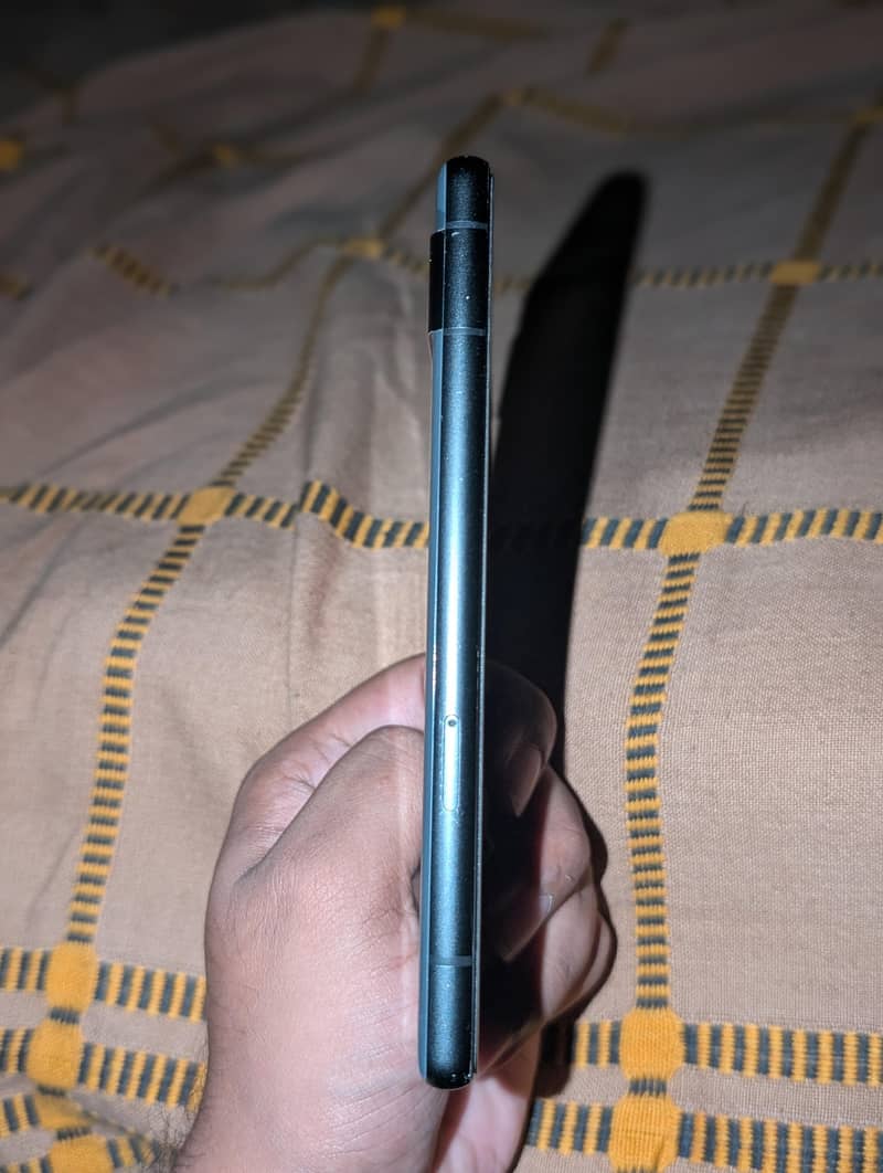 Google Pixel 7a 4