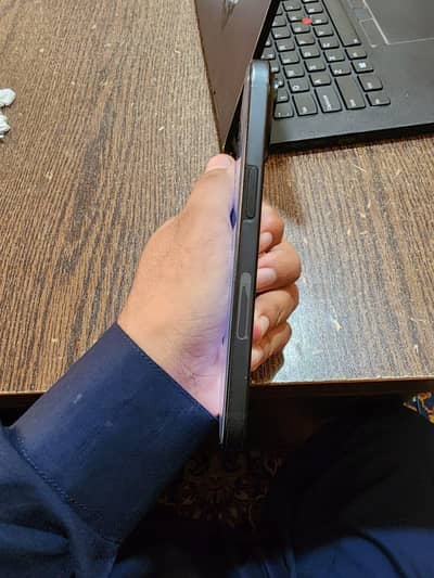 Apple iPhone 15