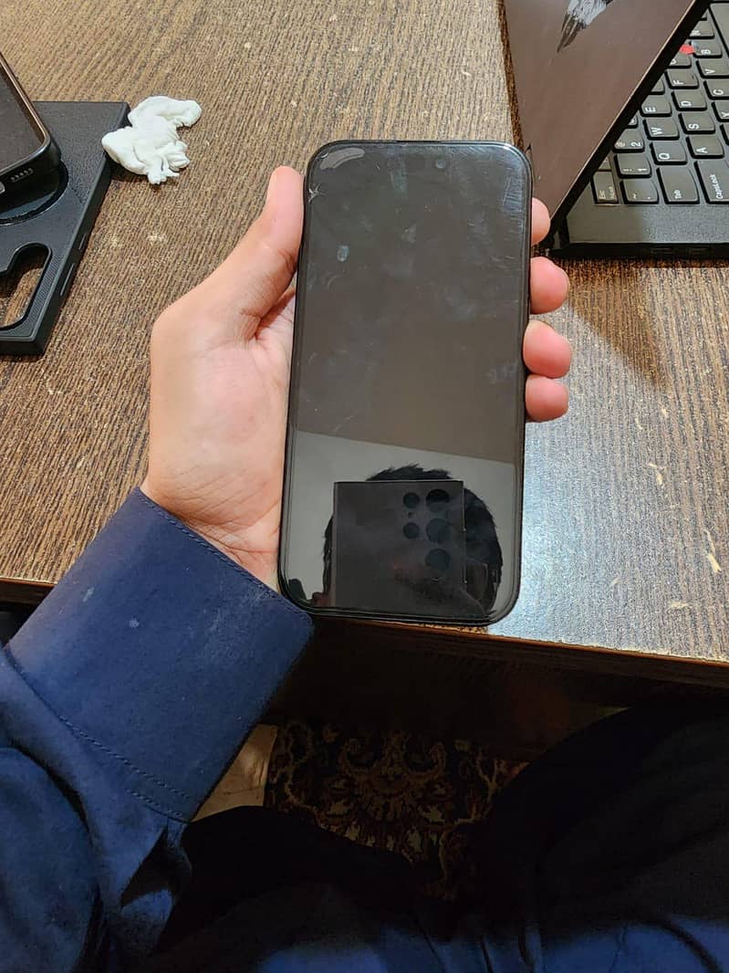 Apple iPhone 15 2