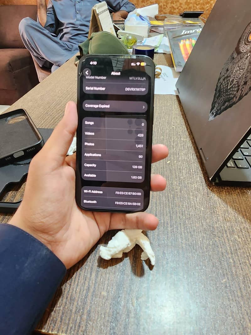 Apple iPhone 15 7