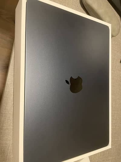 Apple MacBook Air M5 16GB RAM 512GB SSD – Box Pack