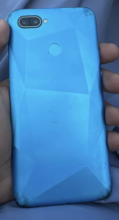 OPPO A12