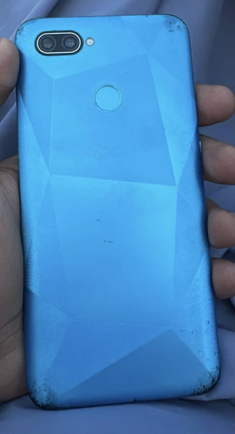 OPPO A12 0