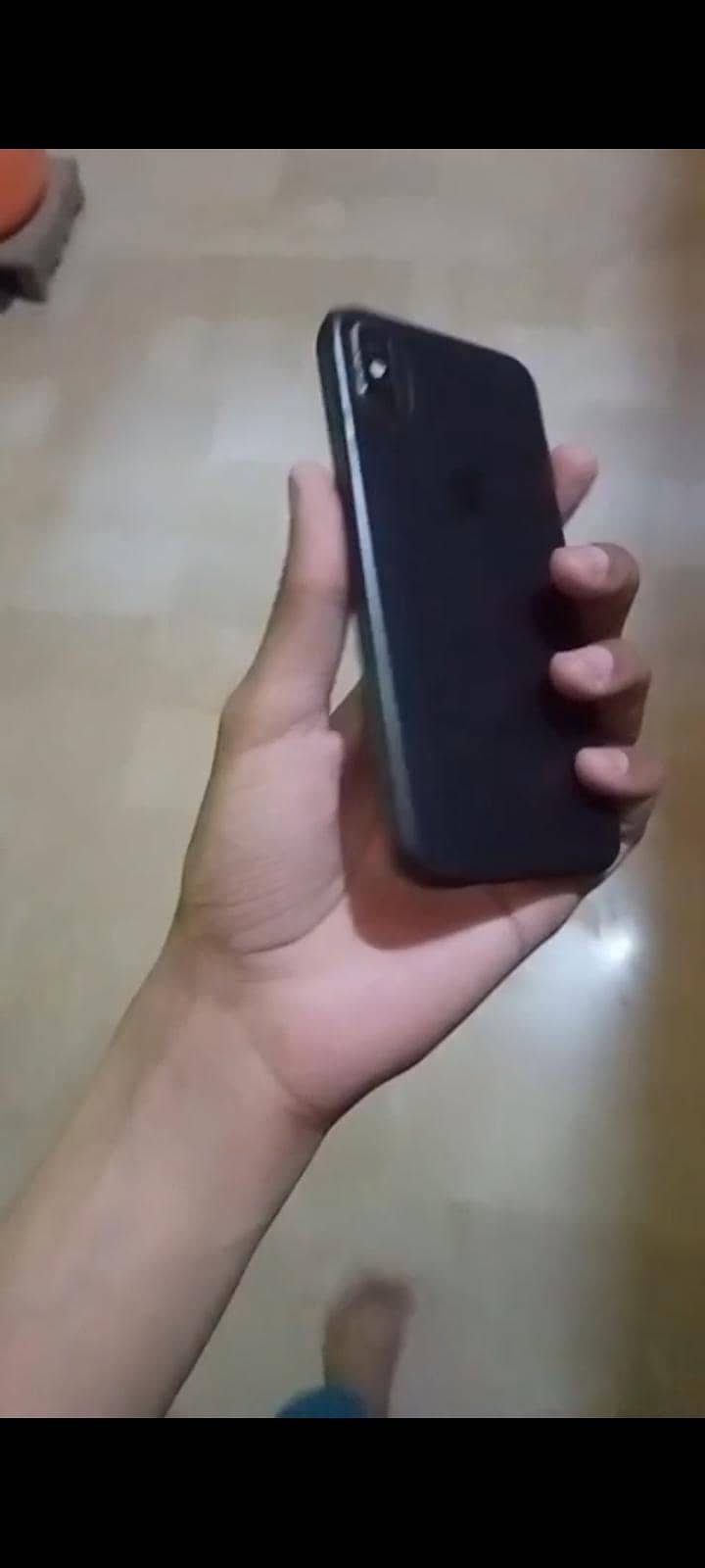 Apple iPhone XS 3