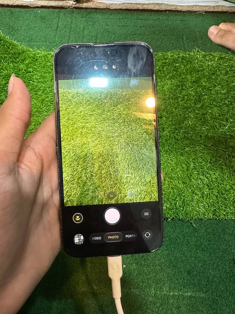 Apple iPhone 14 Pro Max 1
