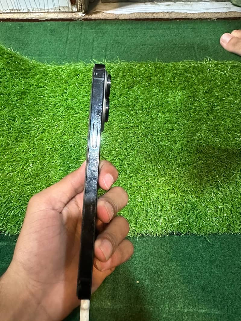 Apple iPhone 14 Pro Max 5