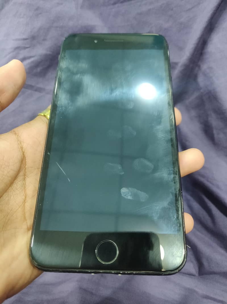 Apple iPhone 7 Plus 3