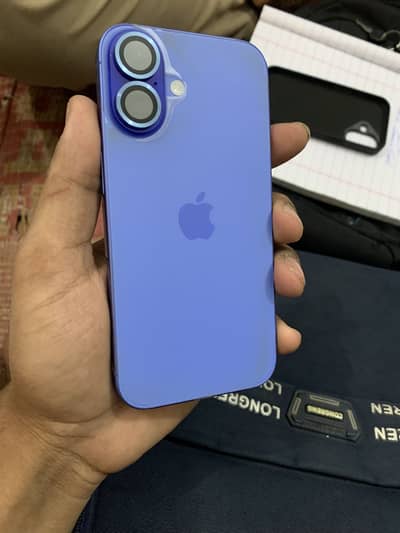 Apple iPhone 16