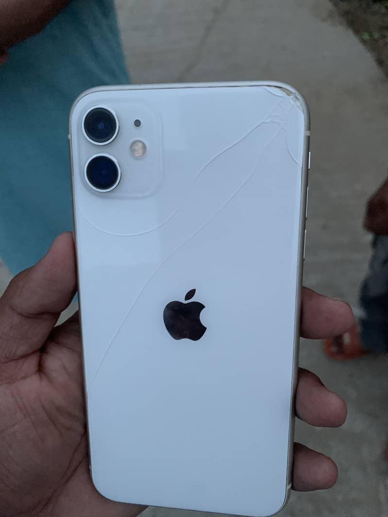 Apple iPhone 11 0