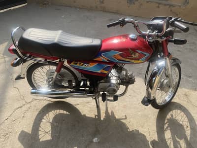 Honda CD 70 2026
