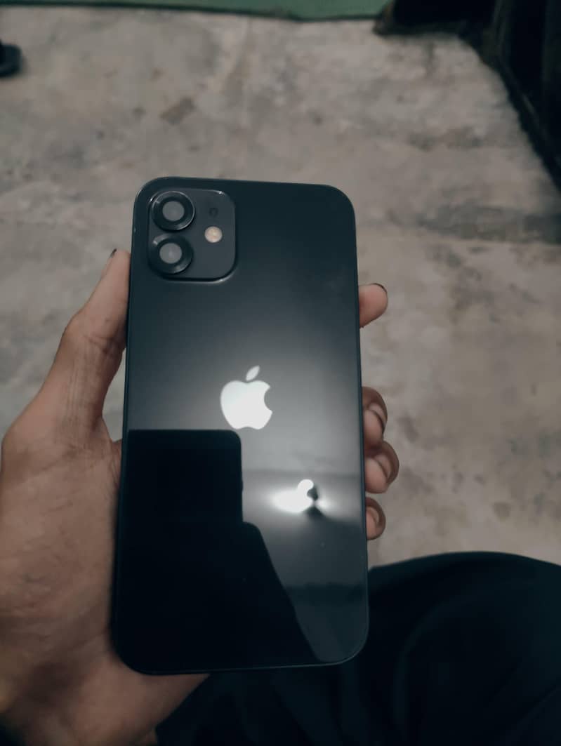 Apple iPhone 12 2