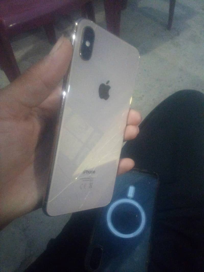 Apple iPhone XS Max 0