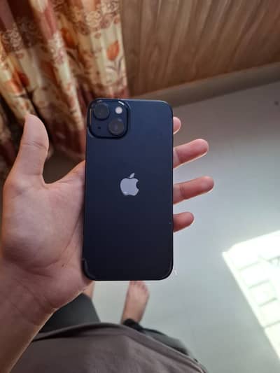 Apple iPhone 13