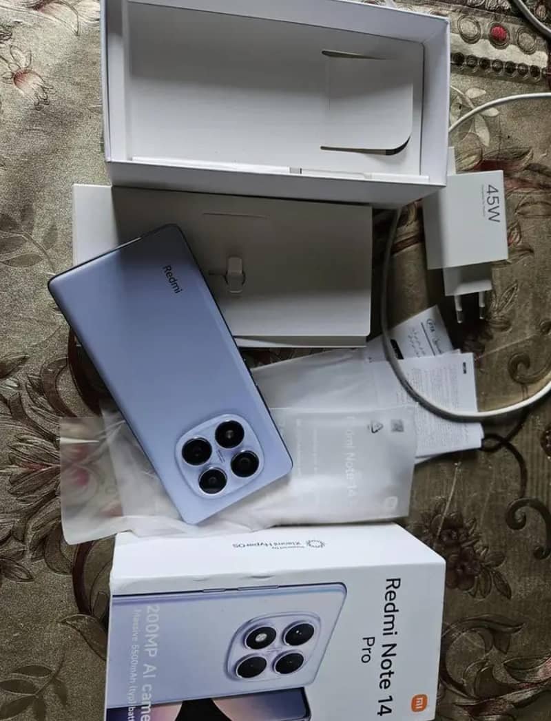 Xiaomi Redmi Note 14 Pro 1