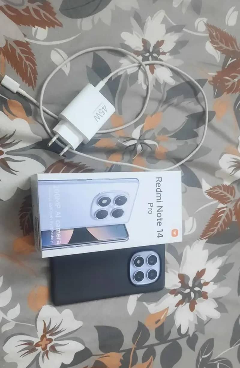 Xiaomi Redmi Note 14 Pro 3