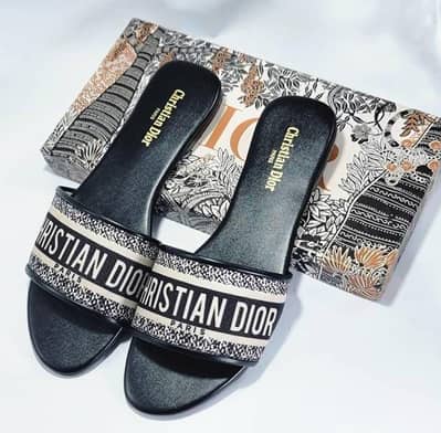 Women's Flat Slippers