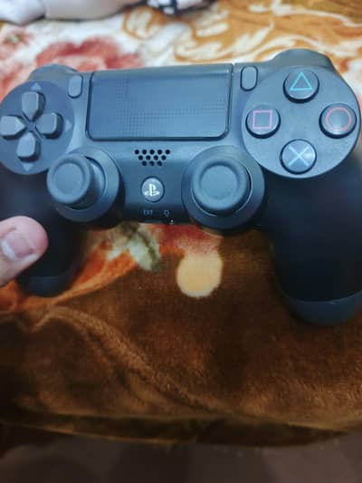 Selling PS4 Controller (Dual Shock)