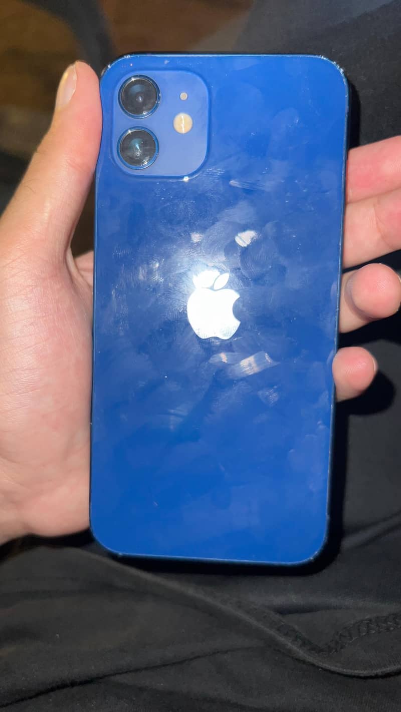 Apple iPhone 12 3