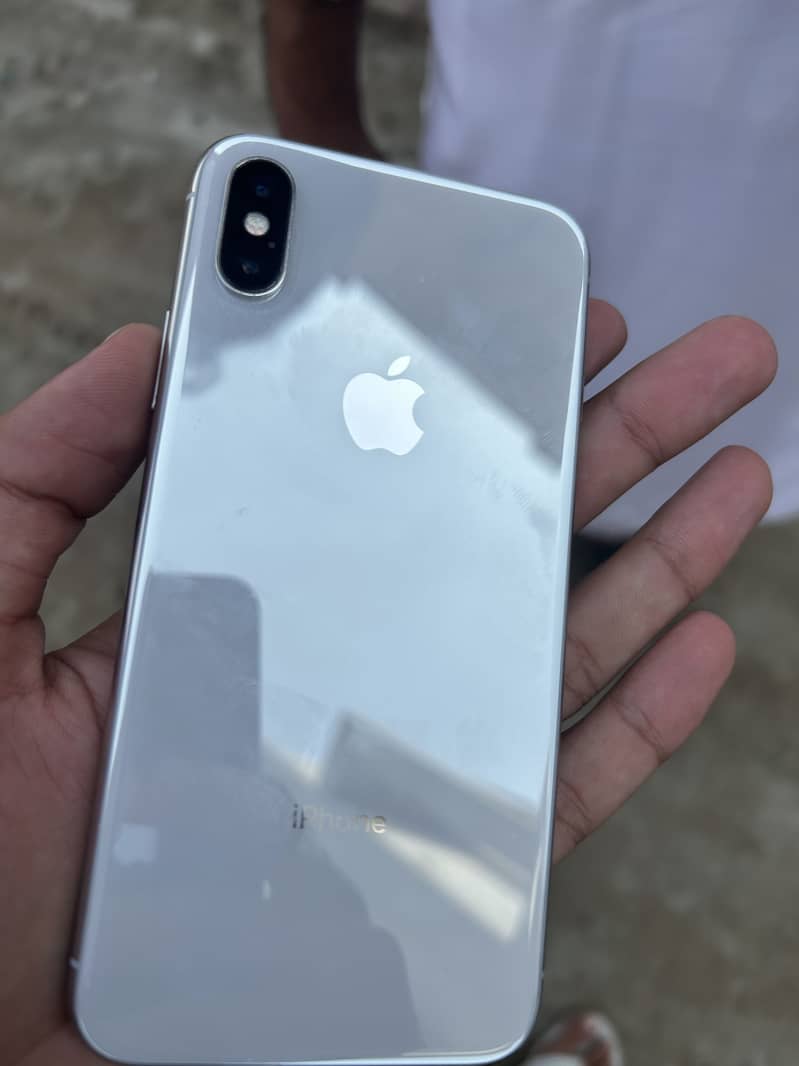 Apple iPhone X 3