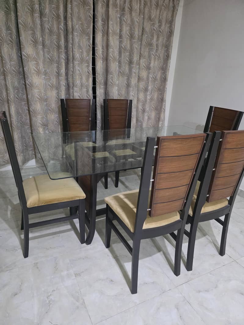 dining table with 06 chairs 1