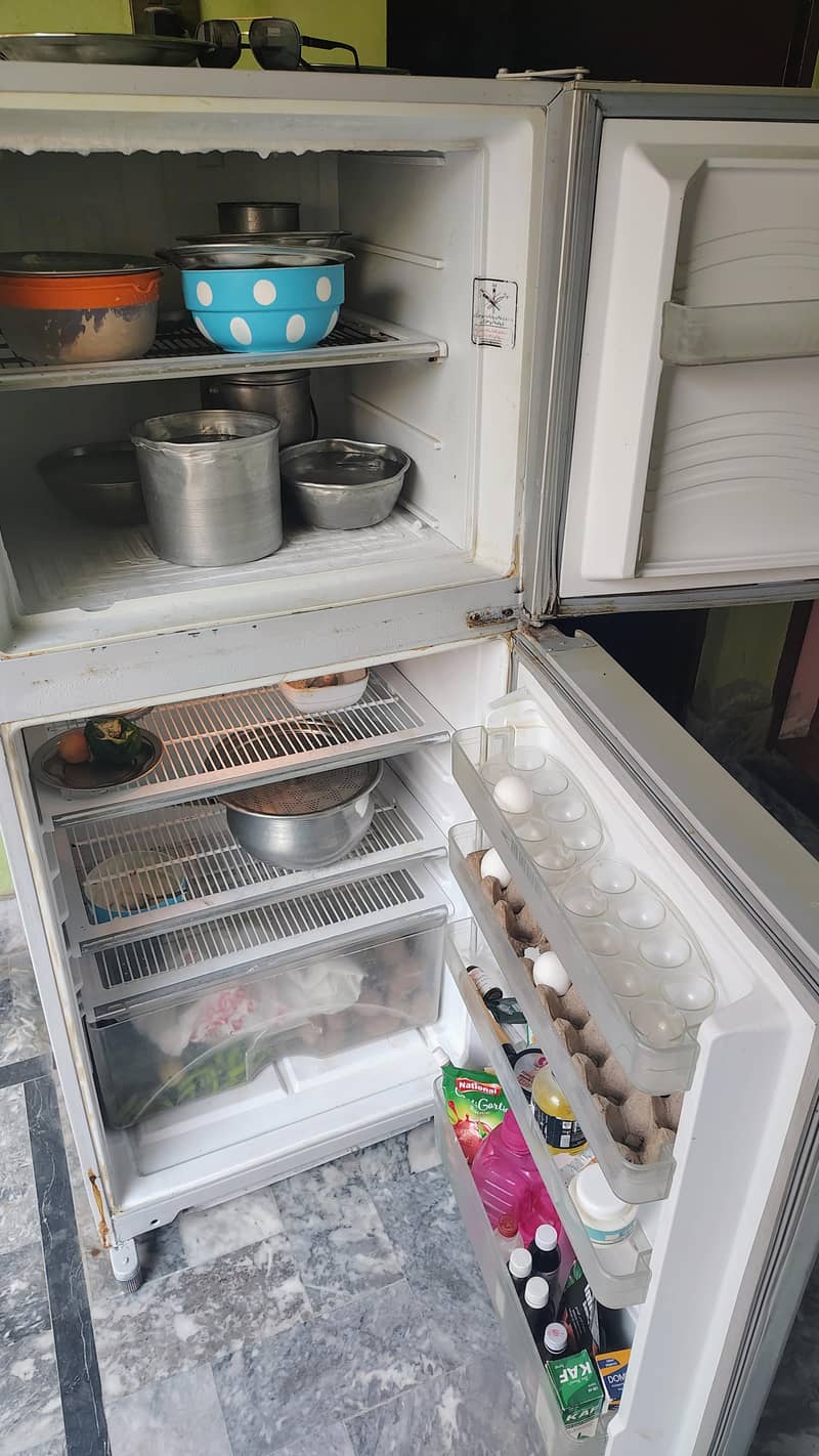 Dawlance refrigerator medium size 2