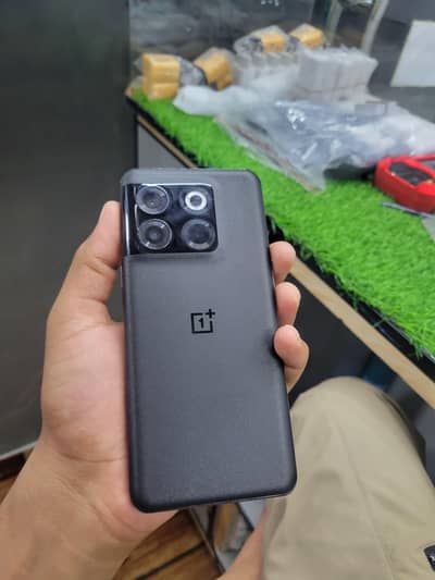 One Plus 10T