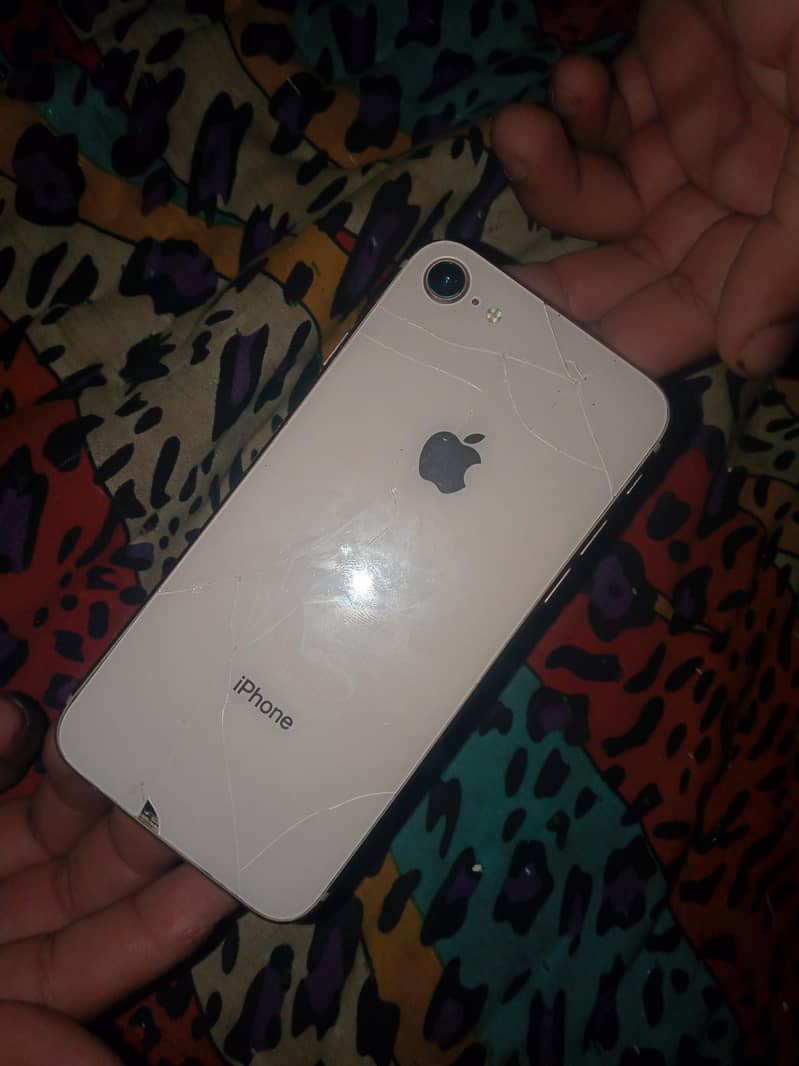 Apple iPhone 8 2
