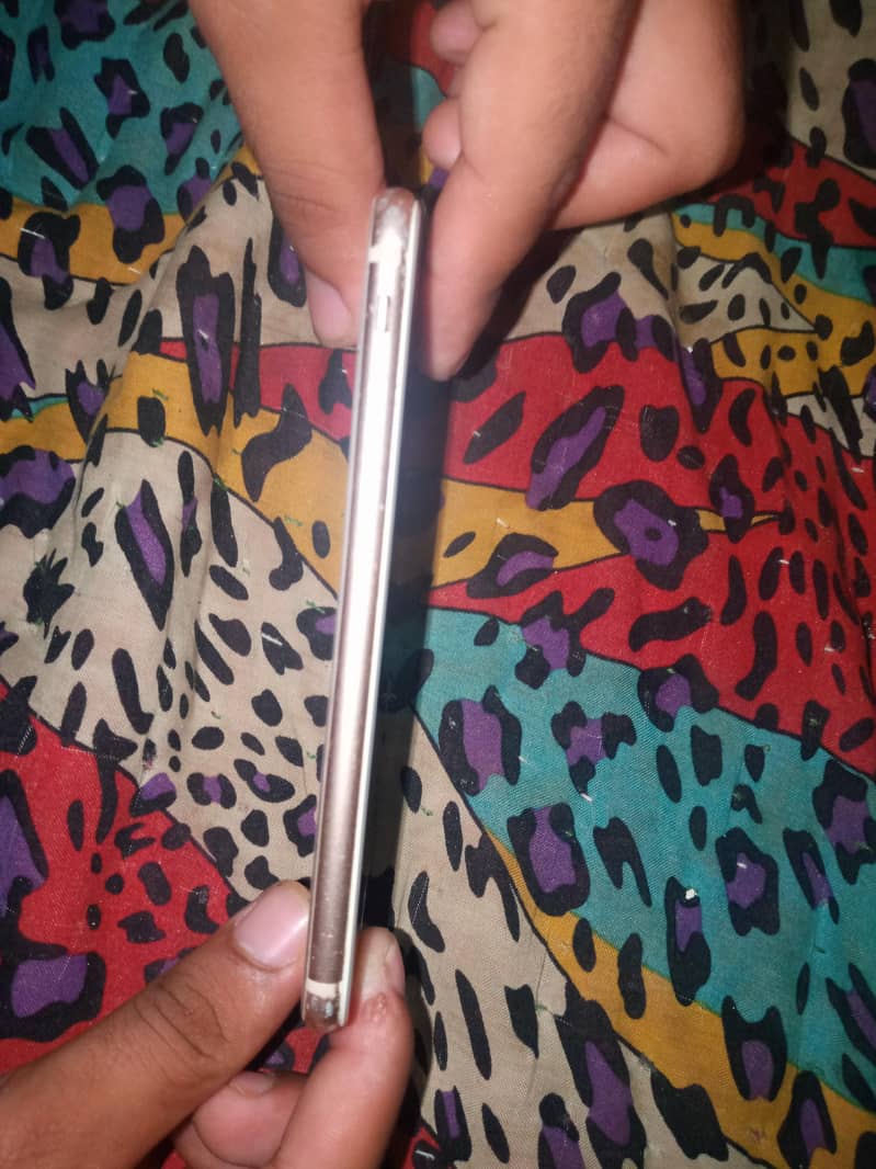 Apple iPhone 8 8