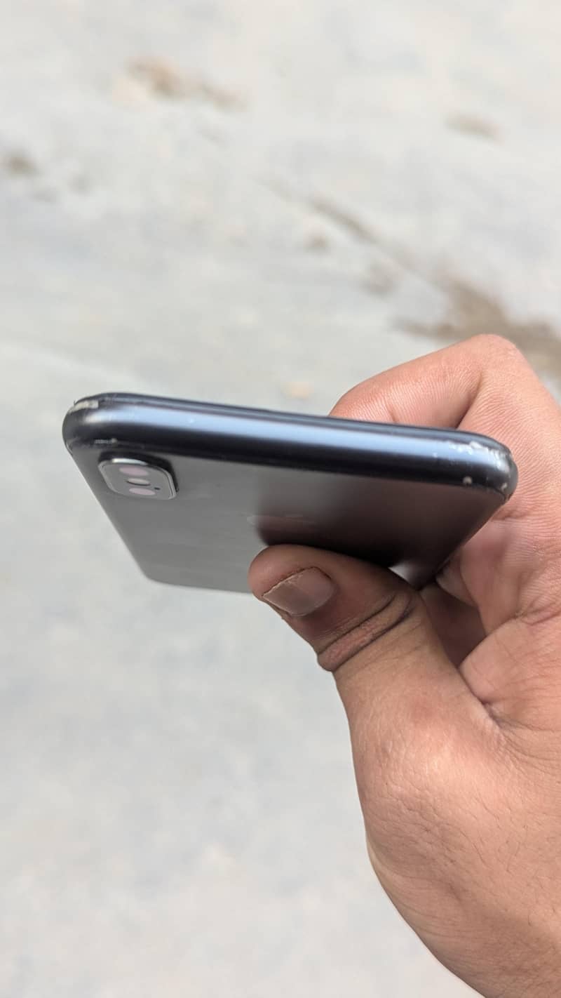 Apple iPhone XS 0