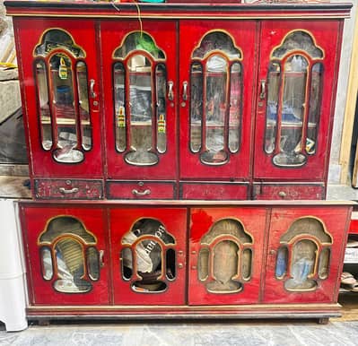 Crockery Showcase (Bartan Rakhny Wali Almari)