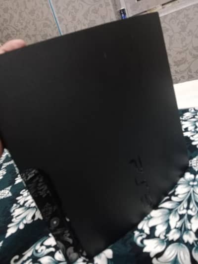 ps3 10/10 used ,,neat and clean