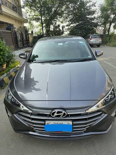 Hyundai Elantra 2022