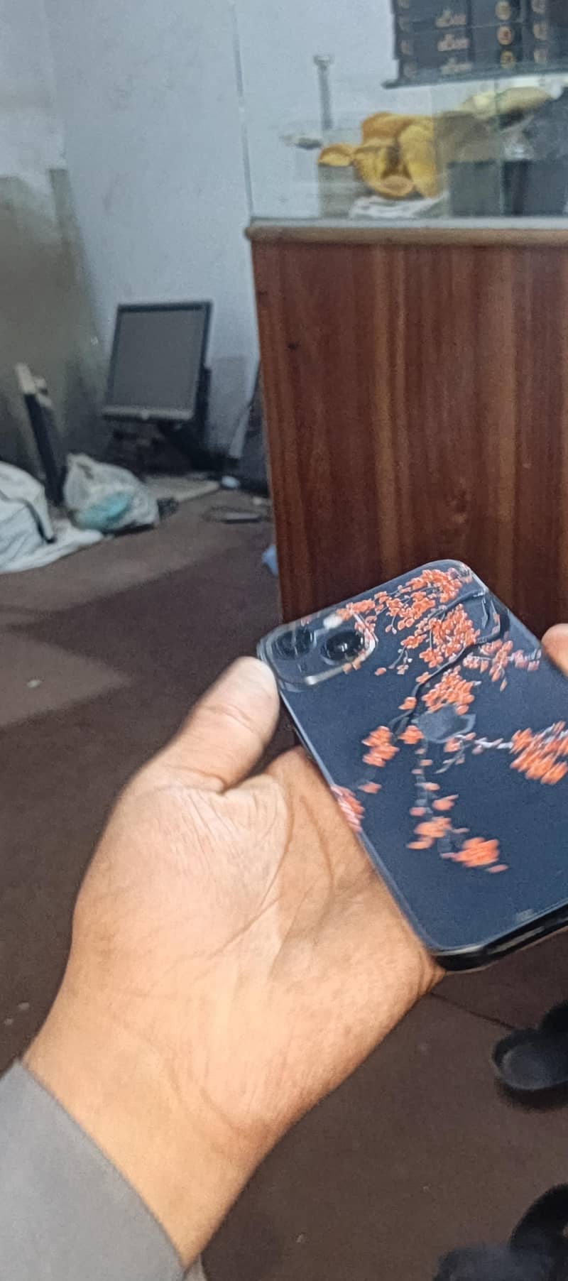 Apple iPhone 13 5