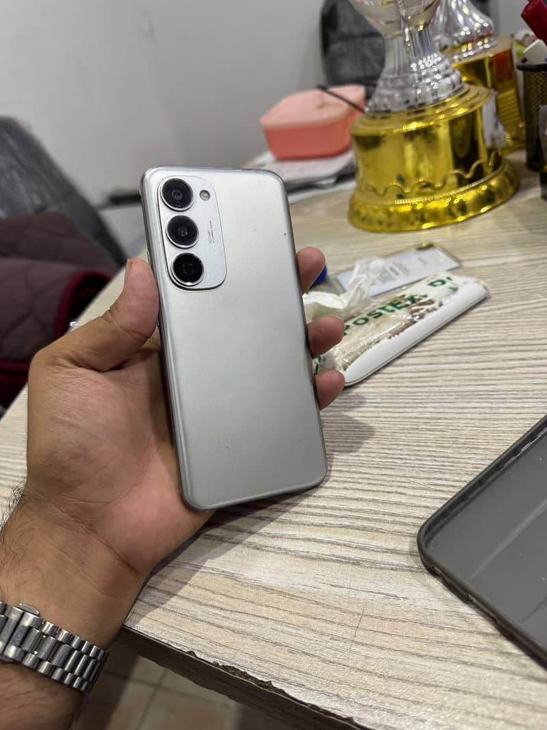 Tecno Spark 40 pro + 0
