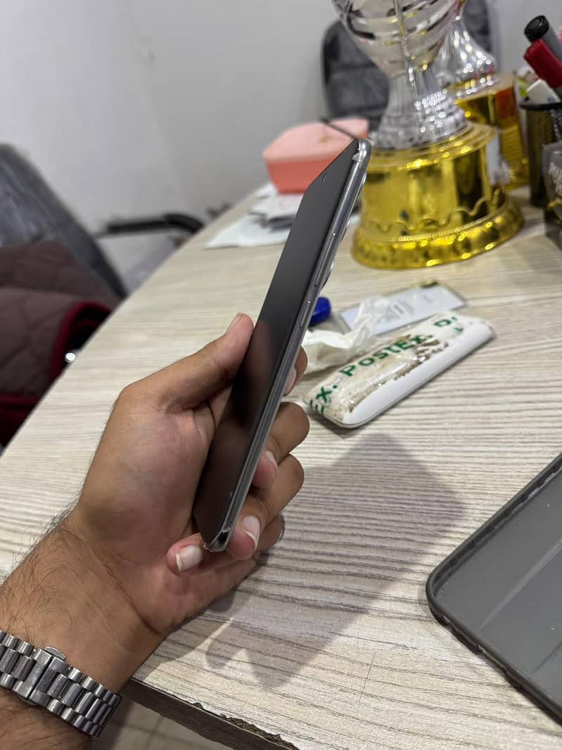 Tecno Spark 40 pro + 3