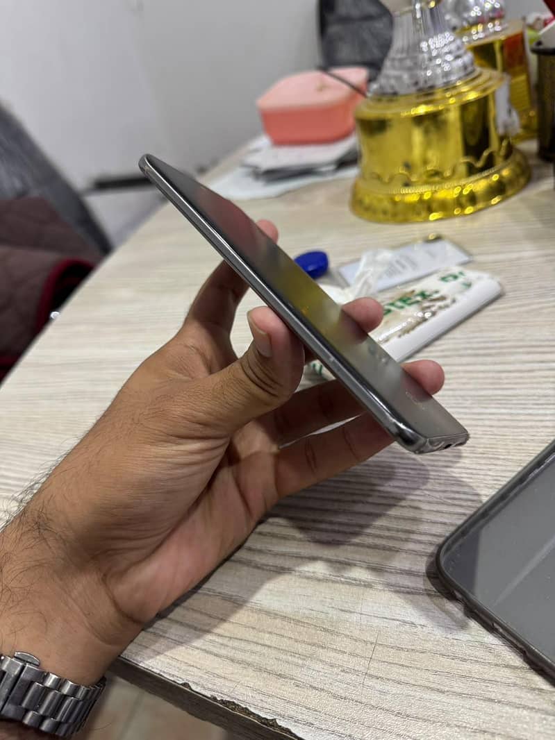 Tecno Spark 40 pro + 4