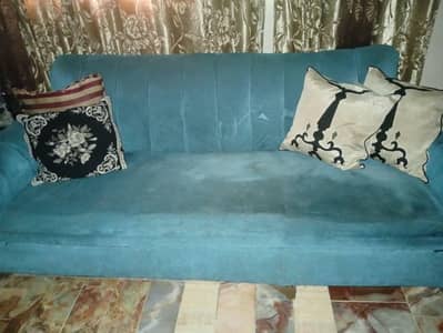 Three seeter sofa