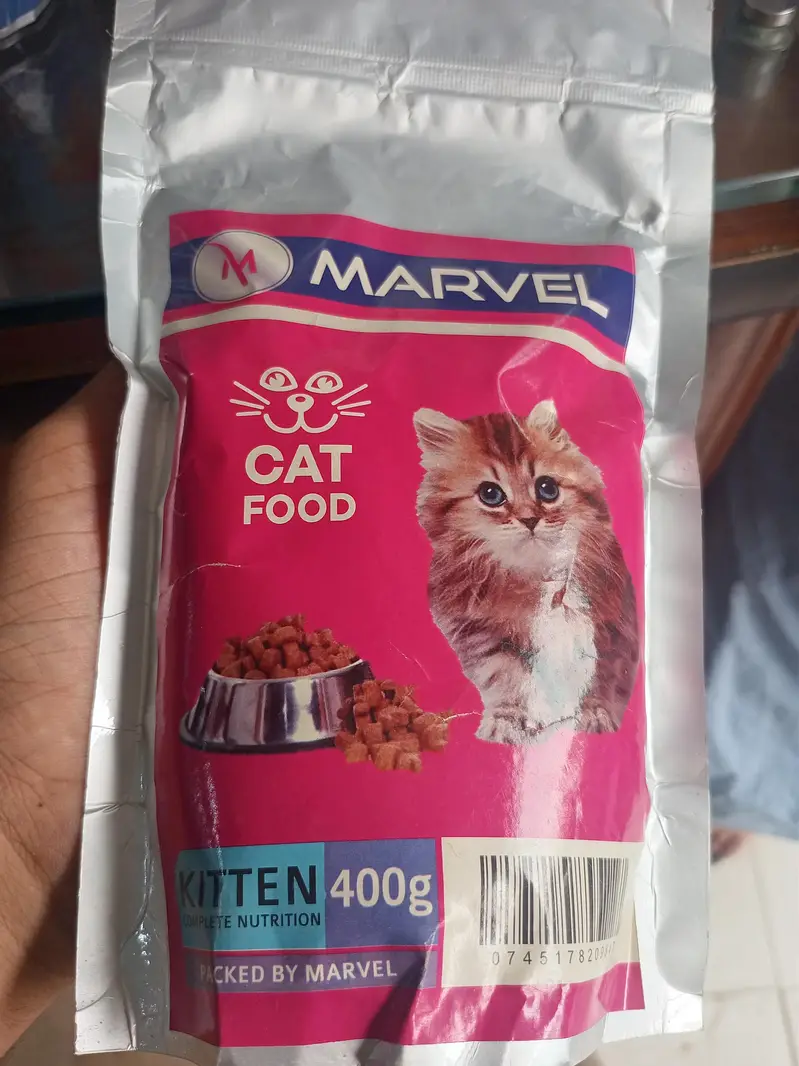 cat food — photo 5