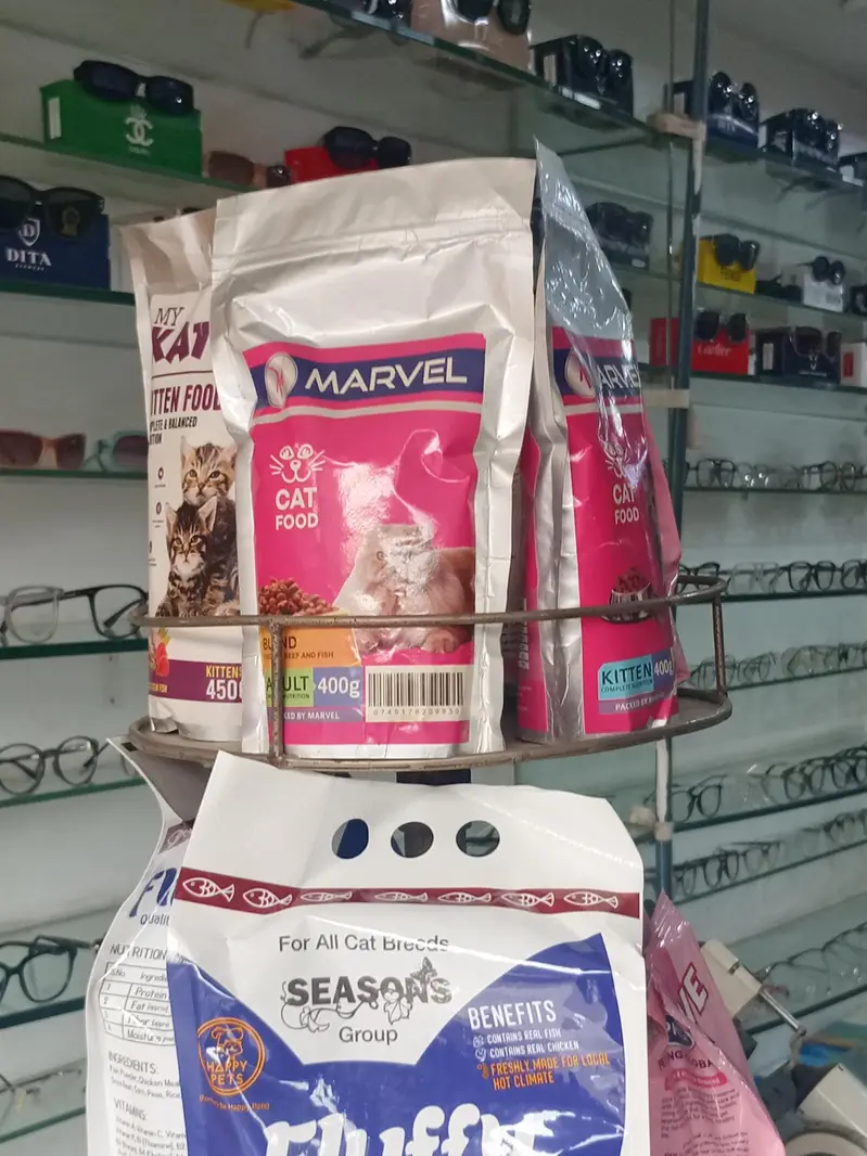 cat food — photo 9