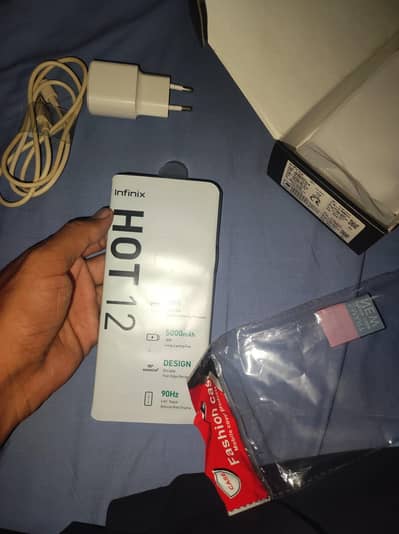 Infinix Hot 12