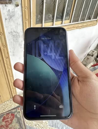 iPhone 11 Bypass hai 64gb in good condition