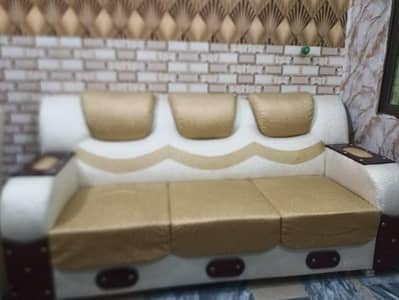 NEW SOFA DUBBLE SEATR