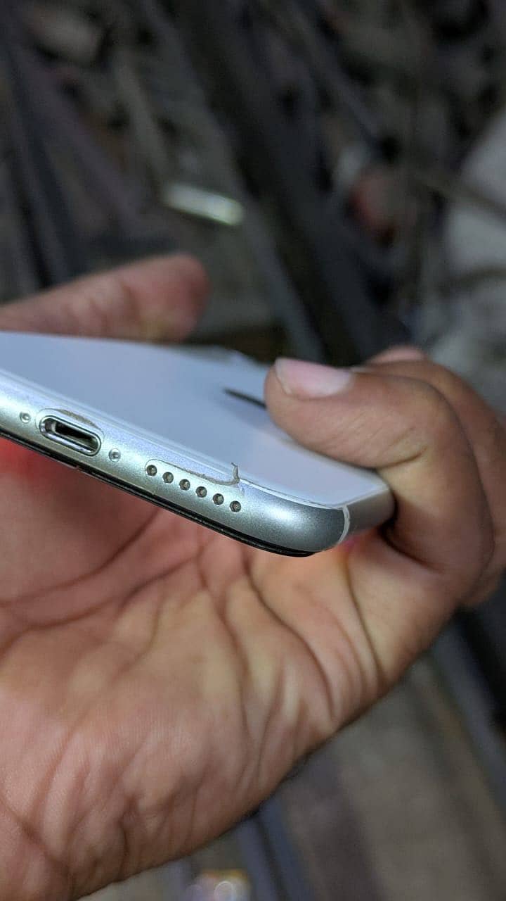 Apple iPhone SE 3